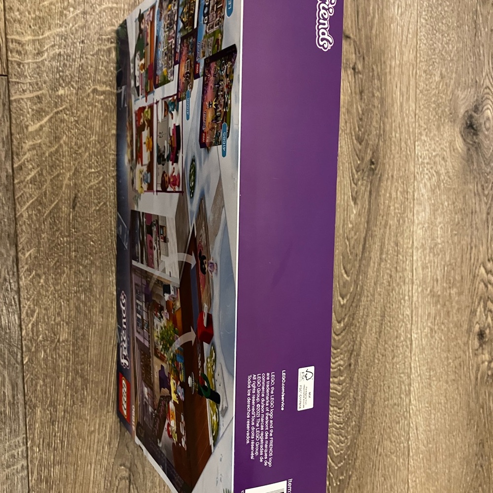 LEGO Friends Advent Calendar Retired 2021 Set 41690 - Picture 5 of 6